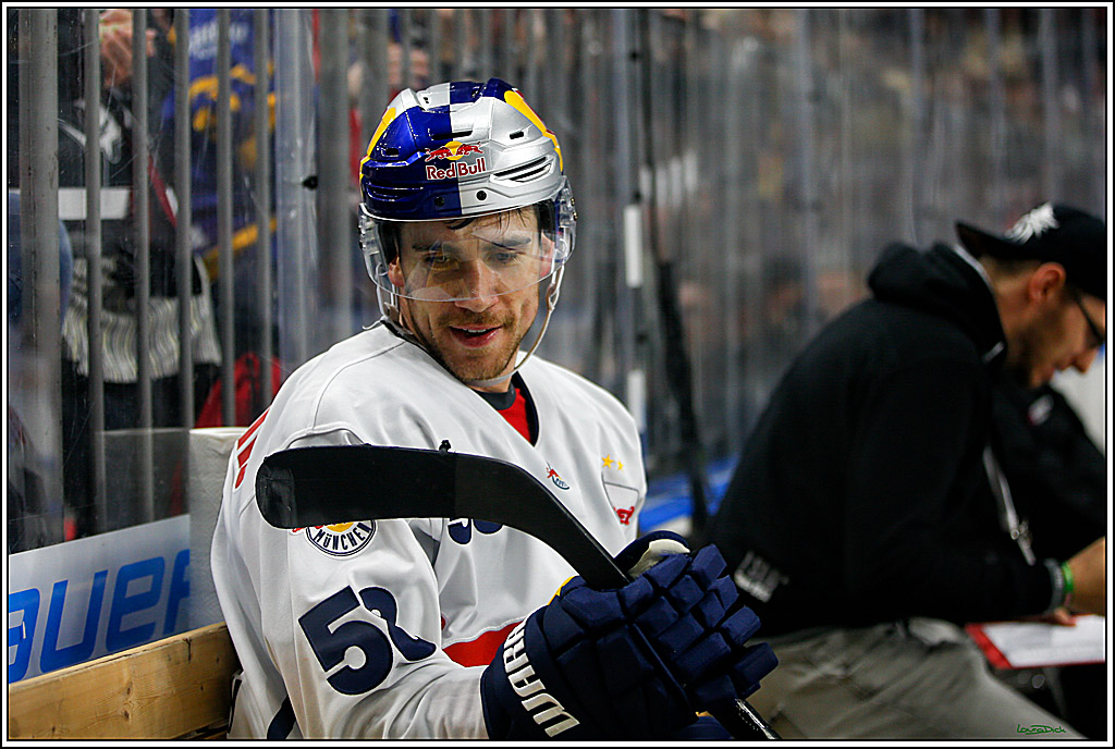 PENNY DEL; Koelner Haie- Red BUll Muenchen; Koeln, 08.11.2022